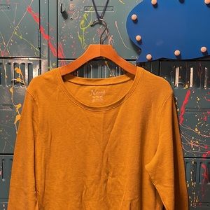 Thermal / waffle shirt. T306